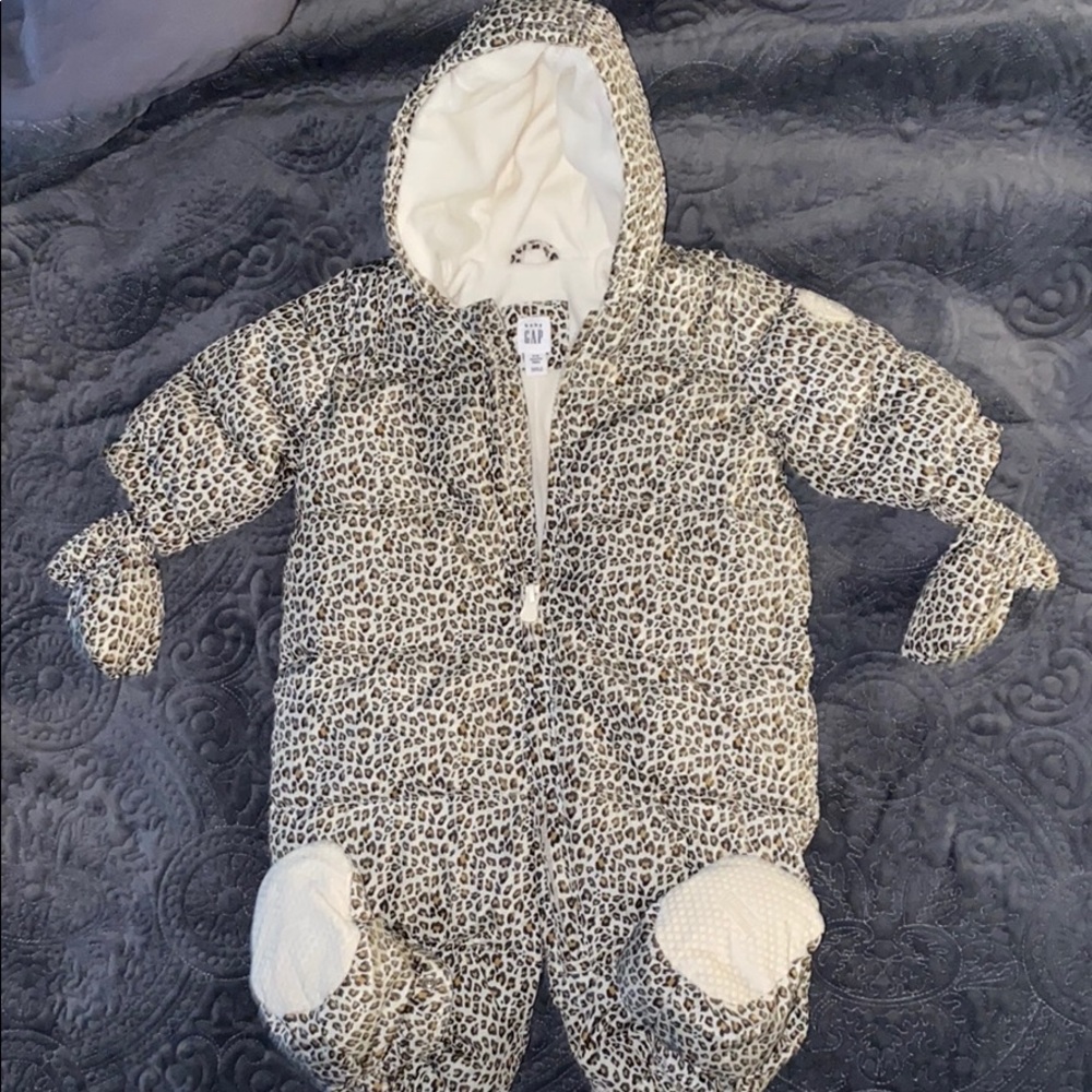 Gap infant snowsuit